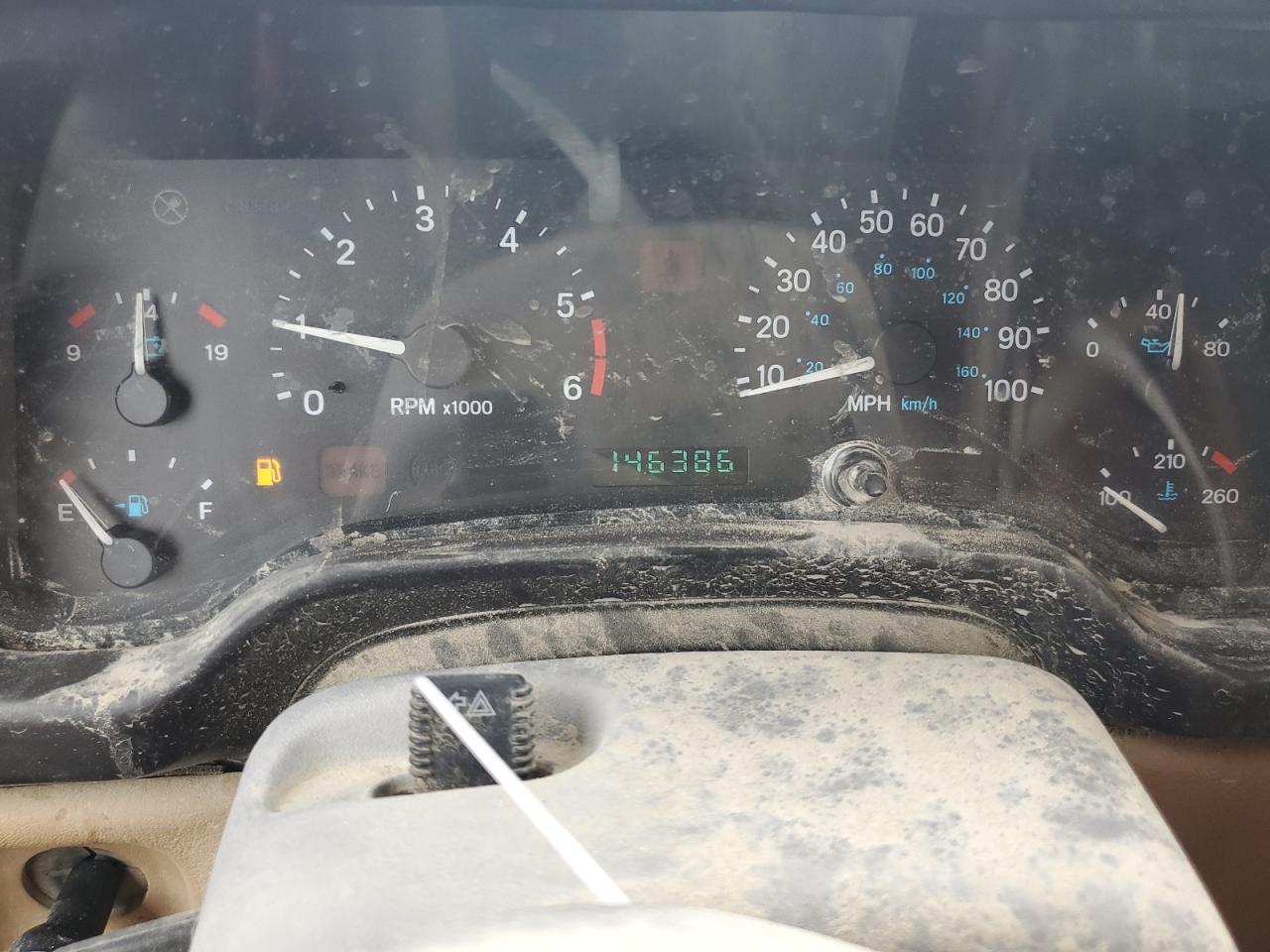 1J4FY49S5XP425319 1999 Jeep Wrangler / Tj Sahara