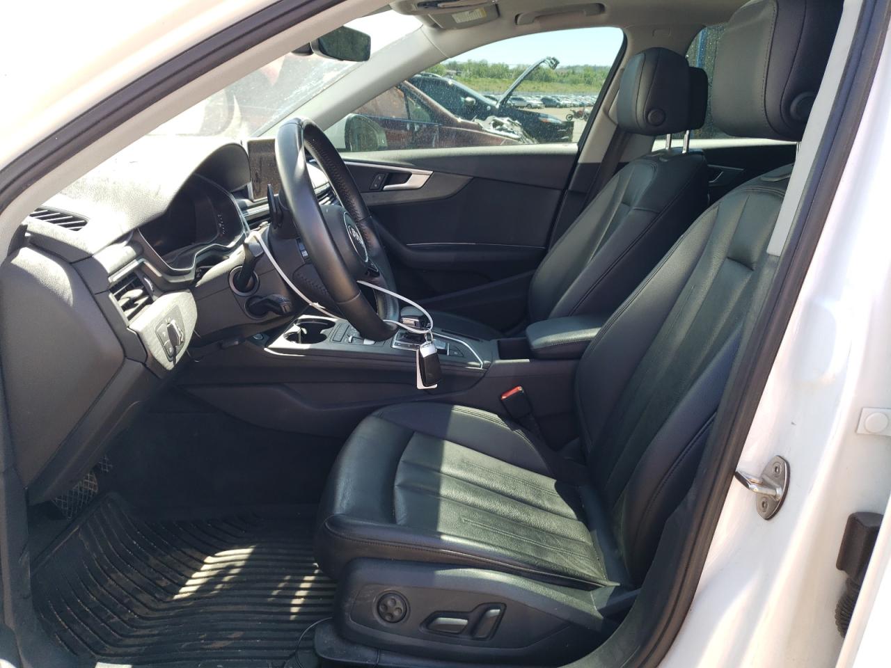 WAUDNAF42HN045861 2017 Audi A4 Premium