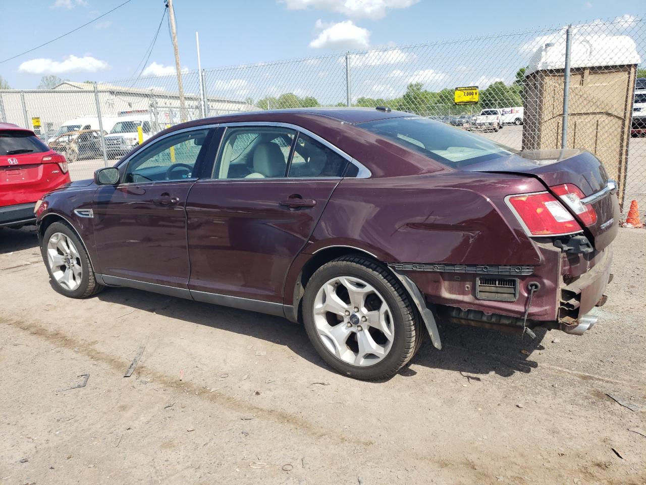 1FAHP2EW7BG166457 2011 Ford Taurus Sel