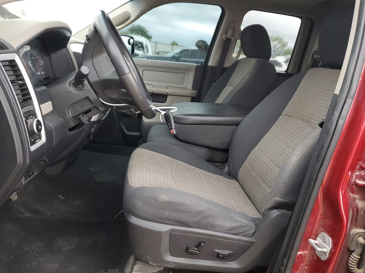 1D7RV1GT4BS658660 2011 Dodge Ram 1500