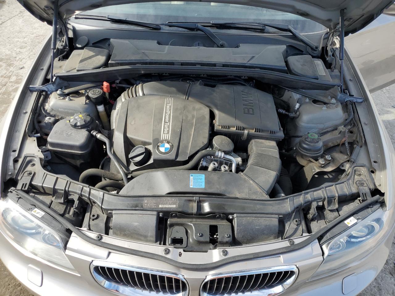 WBAUN7C52BVM24110 2011 BMW 135 I