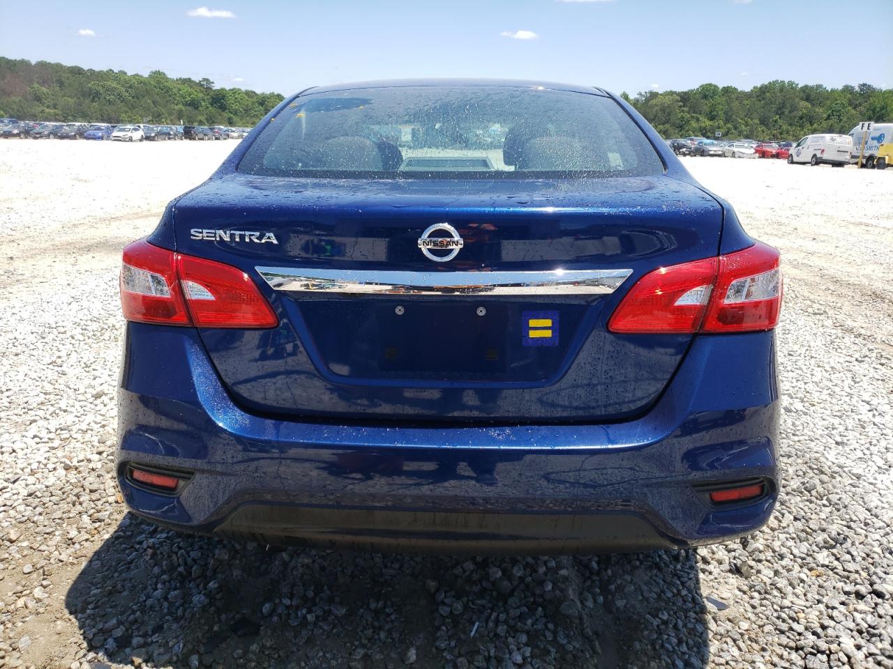 3N1AB7AP2JY330753 2018 Nissan Sentra S