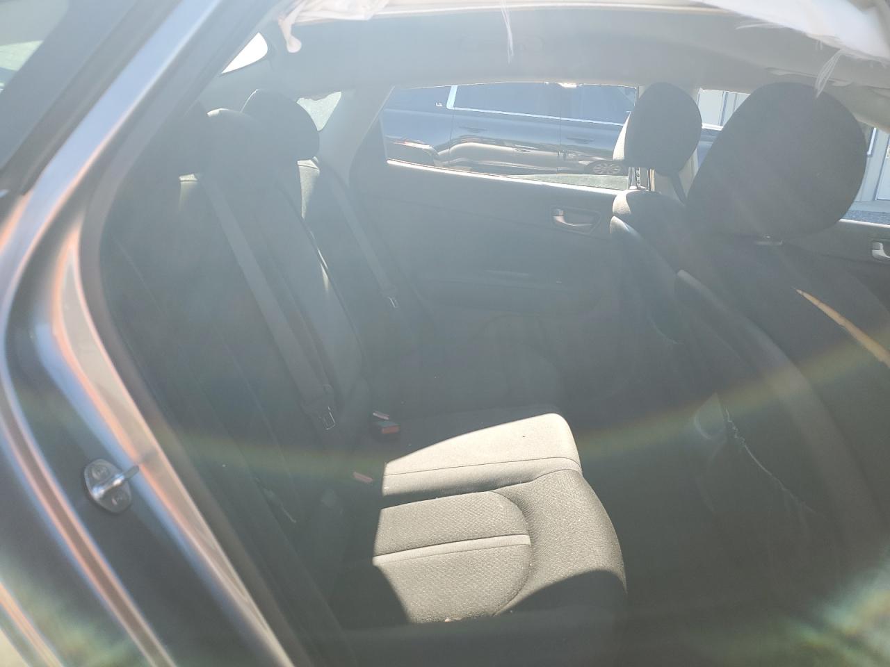 5XXGT4L37JG270409 2018 Kia Optima Lx