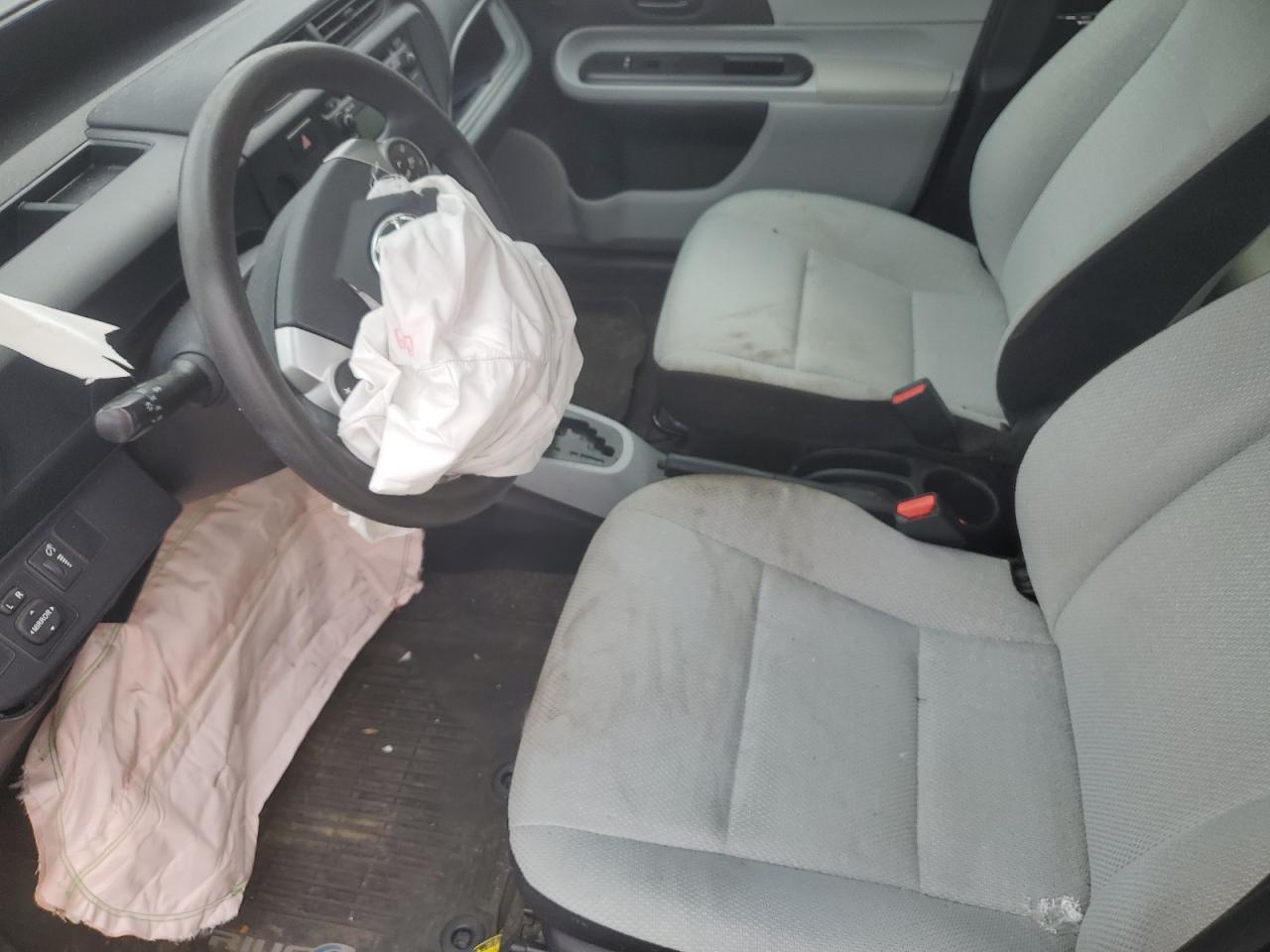 JTDKDTB31E1573870 2014 Toyota Prius C