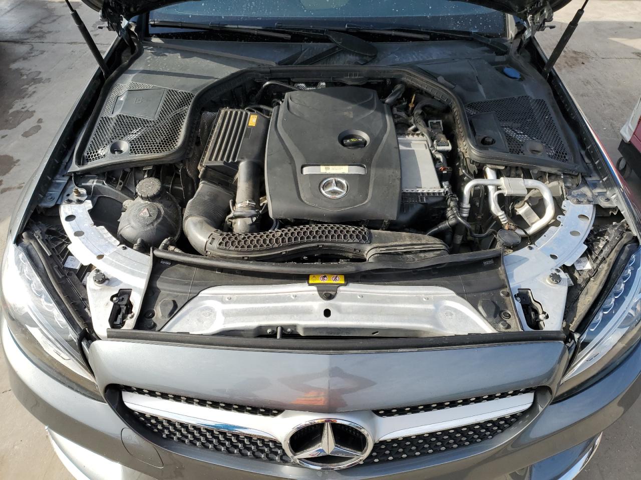 WDDWJ4JB0HF507834 2017 Mercedes-Benz C 300