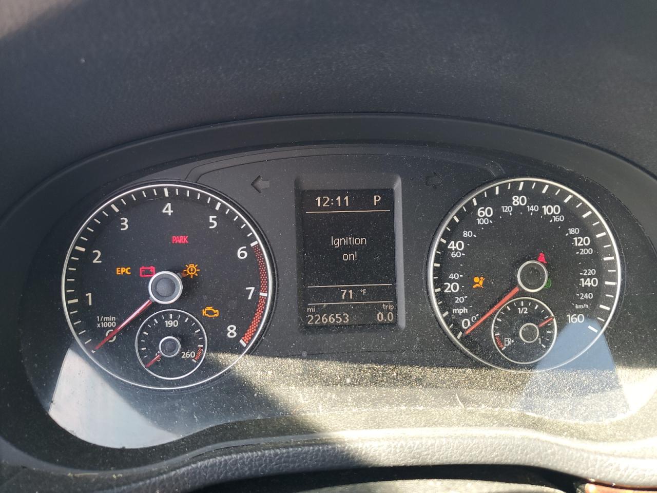 1VWCP7A35DC057211 2013 Volkswagen Passat Sel