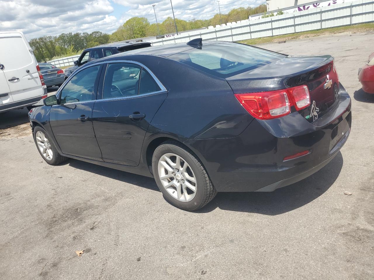 1G11C5SL2FF310813 2015 Chevrolet Malibu 1Lt