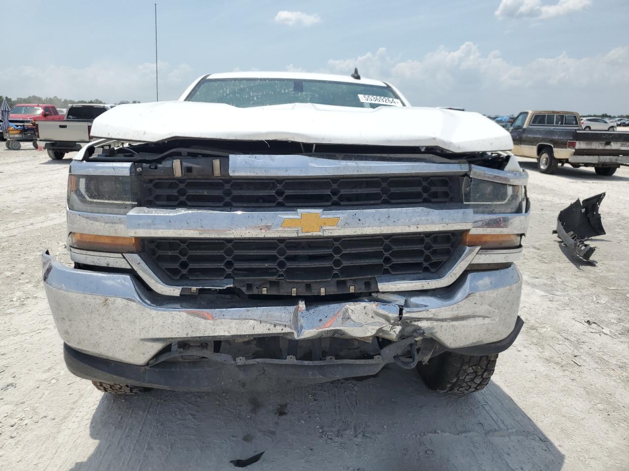 3GCUKREC6JG405392 2018 Chevrolet Silverado K1500 Lt