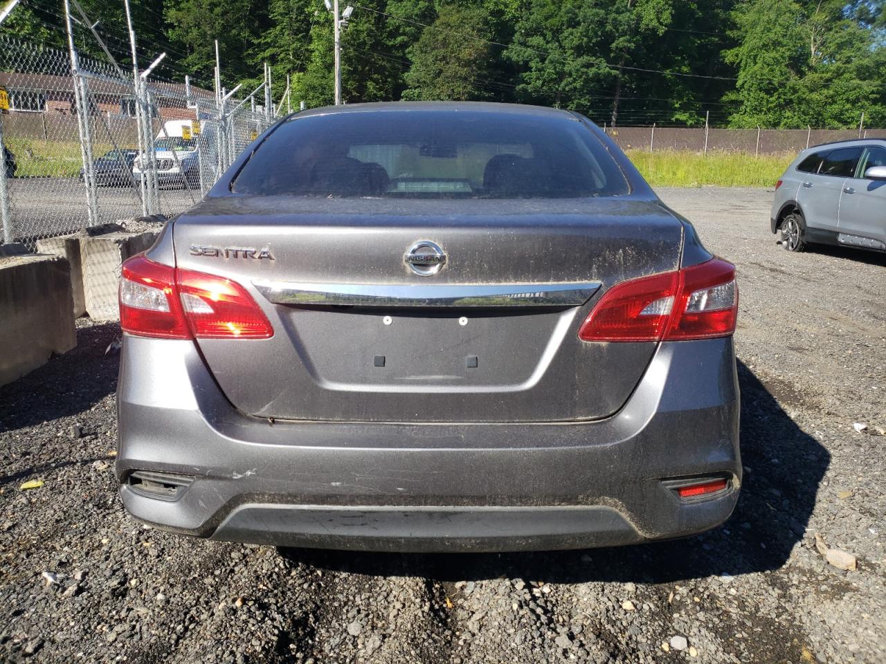 2018 Nissan Sentra S vin: 3N1AB7AP3JY325920