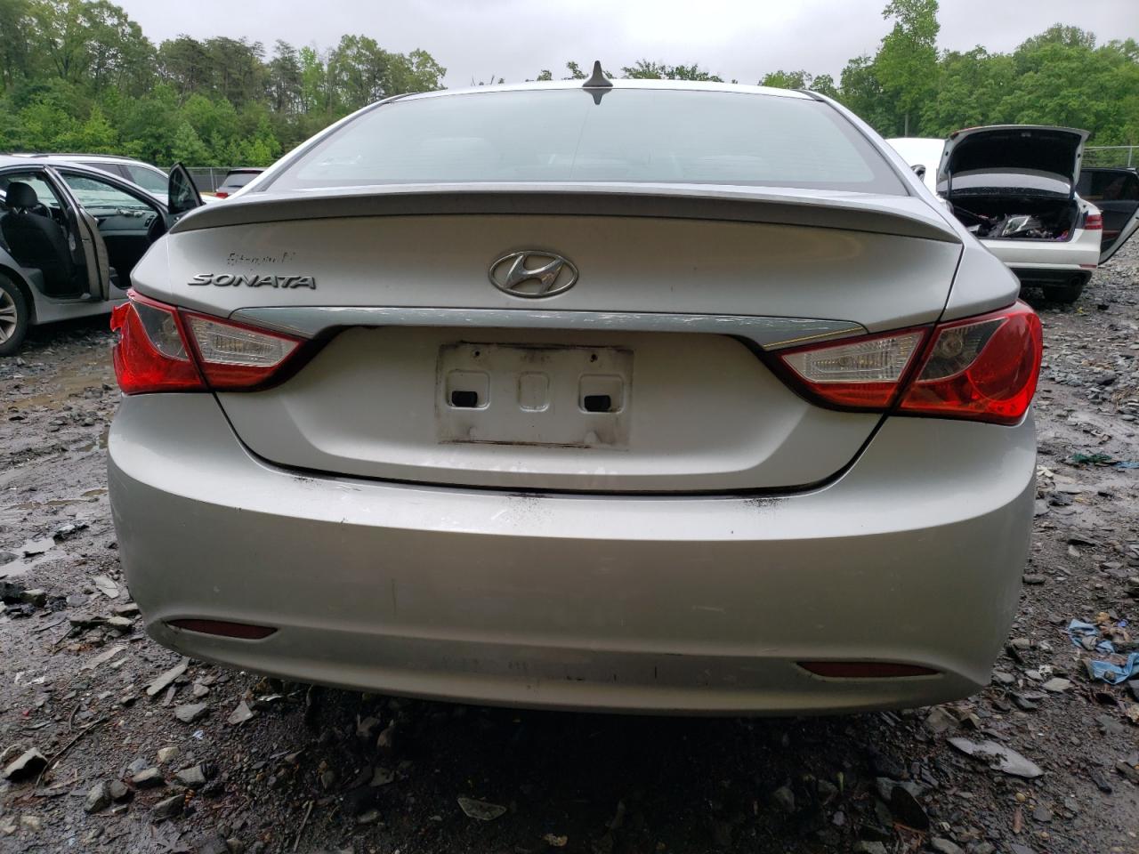 5NPEB4AC8DH762484 2013 Hyundai Sonata Gls