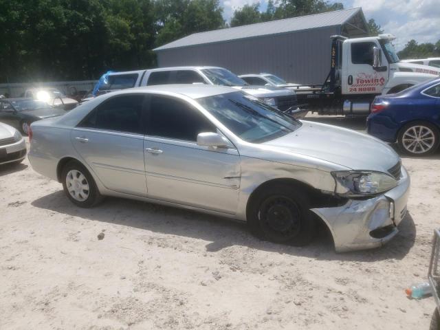 2004 Toyota Camry Le VIN: 4T1BE32K44U371392 Lot: 56157474