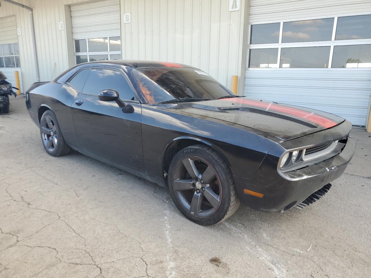 2C3CDYAG8CH269010 2012 Dodge Challenger Sxt