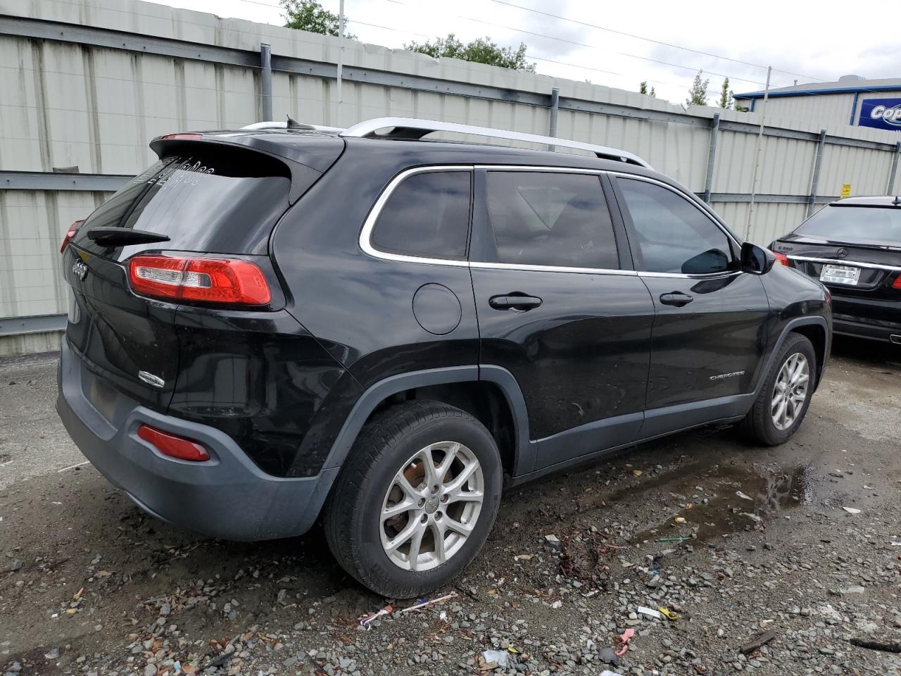 1C4PJLCB1FW657437 2015 Jeep Cherokee Latitude