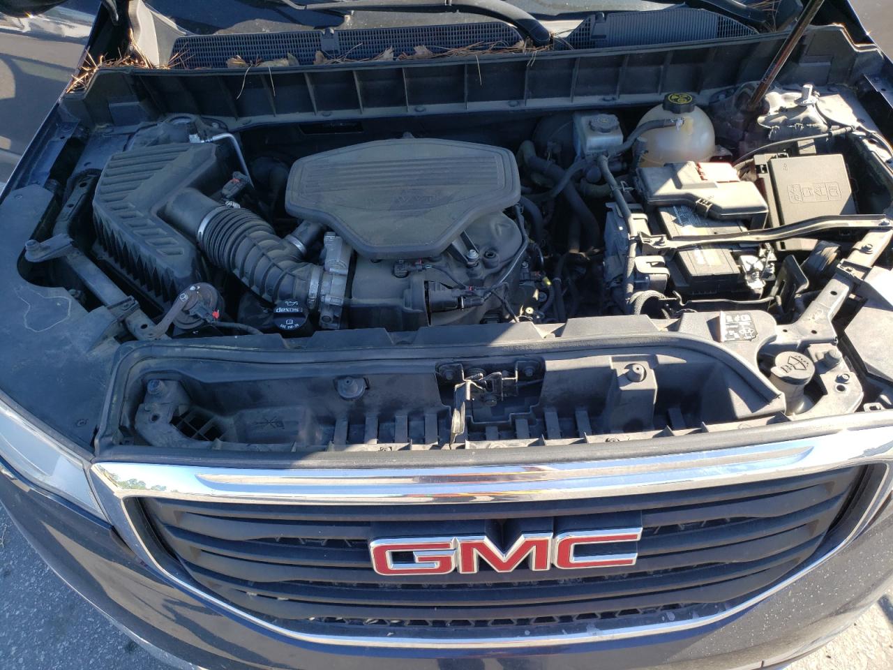 1GKKNRLS3JZ226062 2018 GMC Acadia Sle
