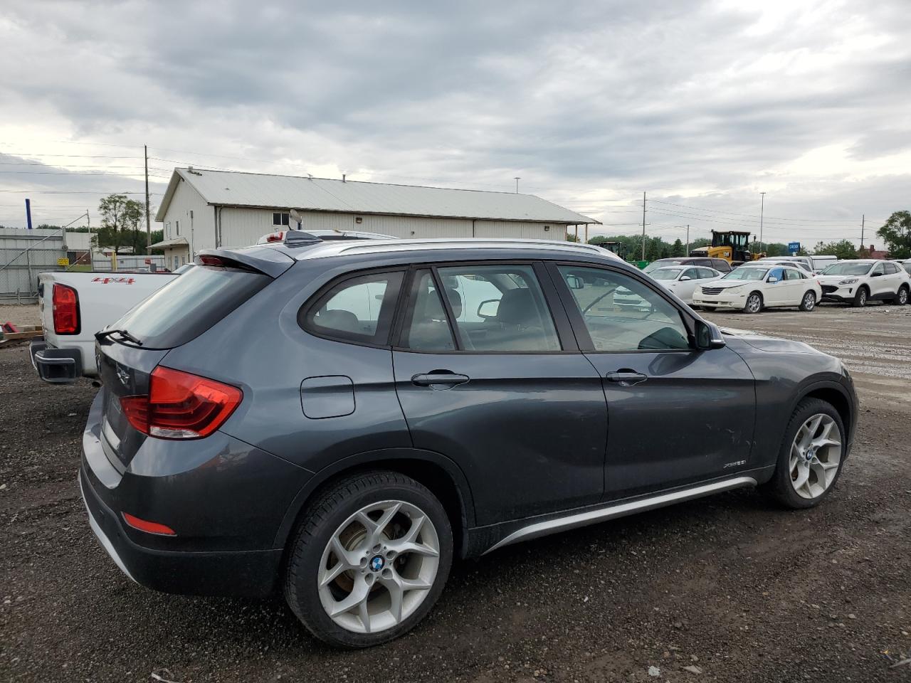 2013 BMW X1 xDrive28I vin: WBAVL1C50DVR85805