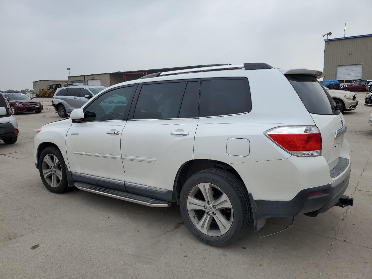 5TDYK3EH2DS121970 2013 Toyota Highlander Limited