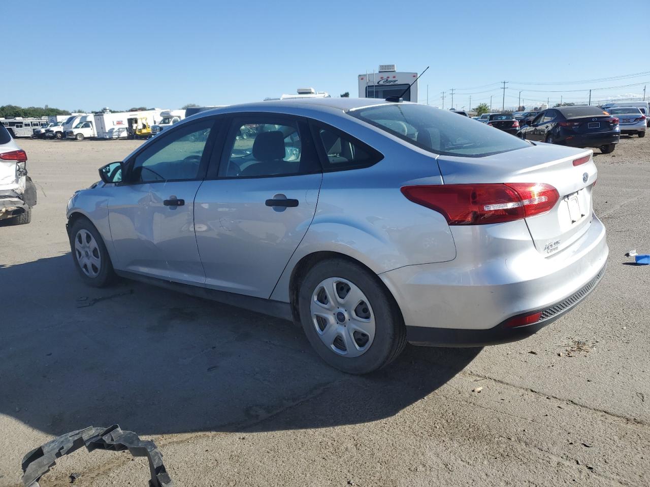 1FADP3E29GL361833 2016 Ford Focus S