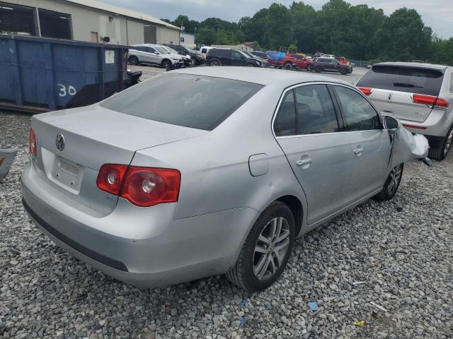 2005 Volkswagen New Jetta 2.5L Option Package 1 VIN: 3VWSF71K45M605205 Lot: 55453704