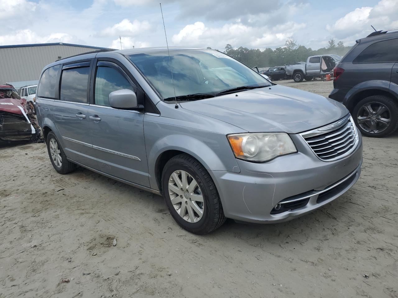 2C4RC1BG1DR818945 2013 Chrysler Town & Country Touring