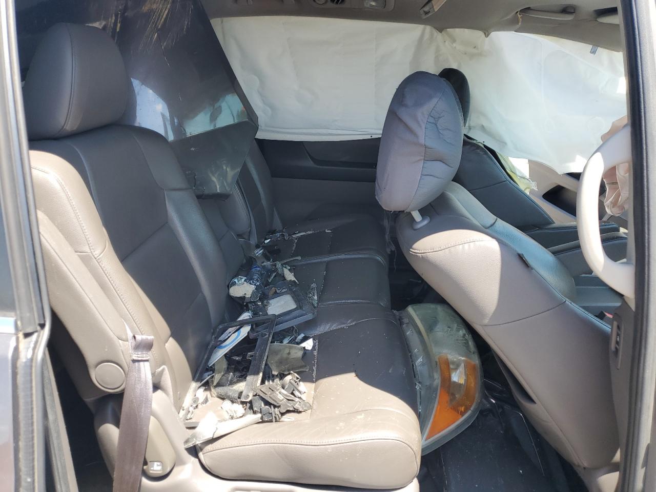 5FNRL5H64CB112813 2012 Honda Odyssey Exl