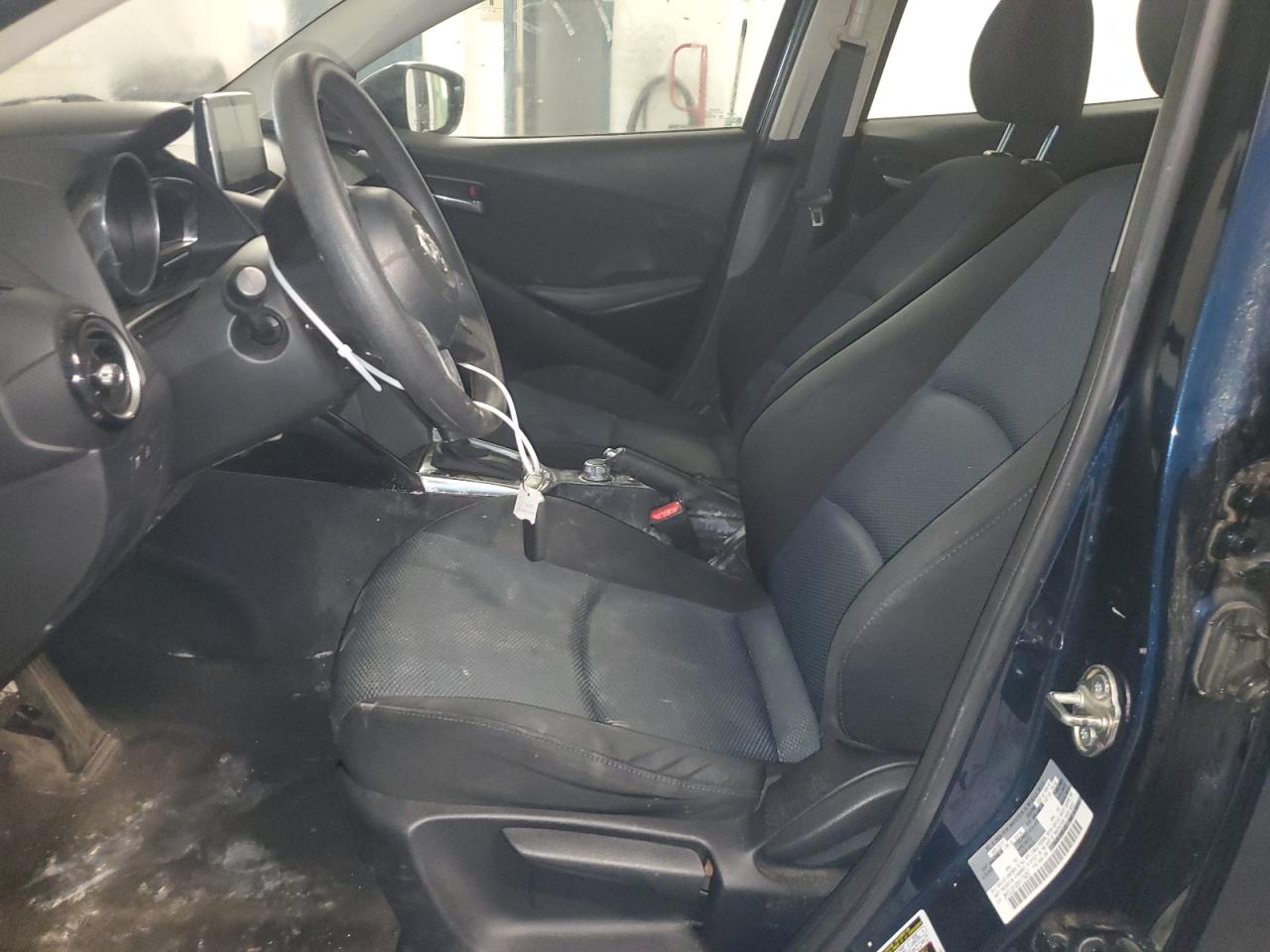 3MYDLBYV6HY174257 2017 Toyota Yaris Ia