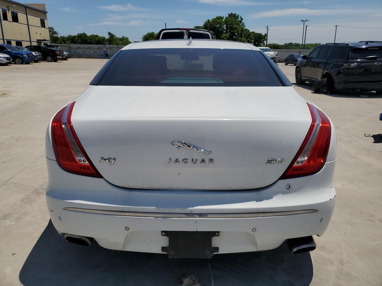 2013 Jaguar Xj vin: SAJWA1C75D8V55542