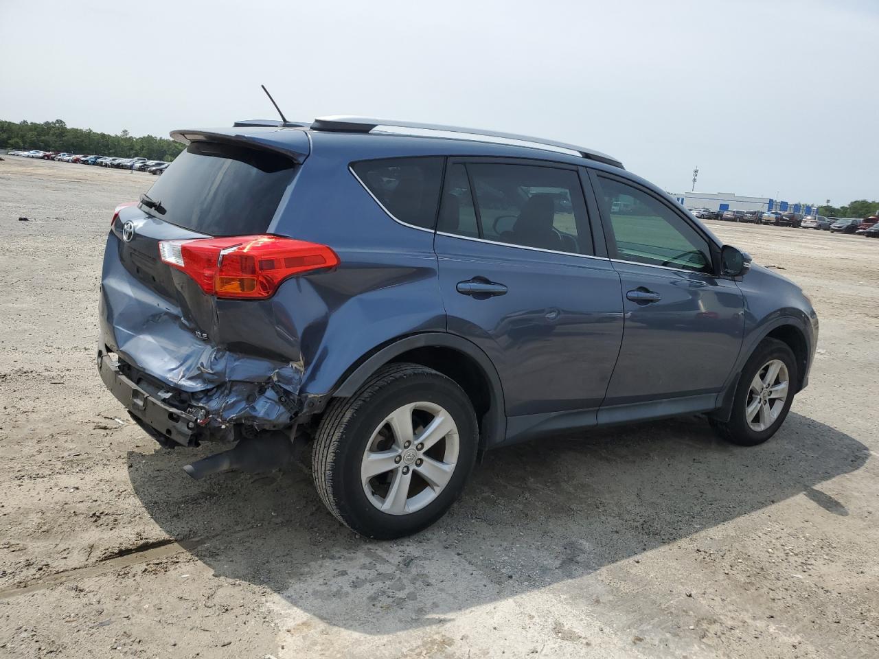 2T3WFREV6EW100317 2014 Toyota Rav4 Xle