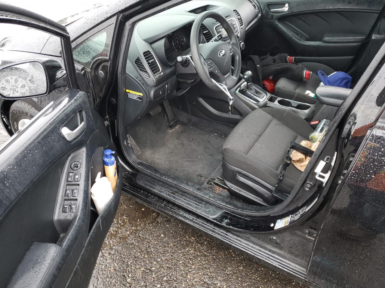 3KPFK4A75HE037264 2017 Kia Forte Lx