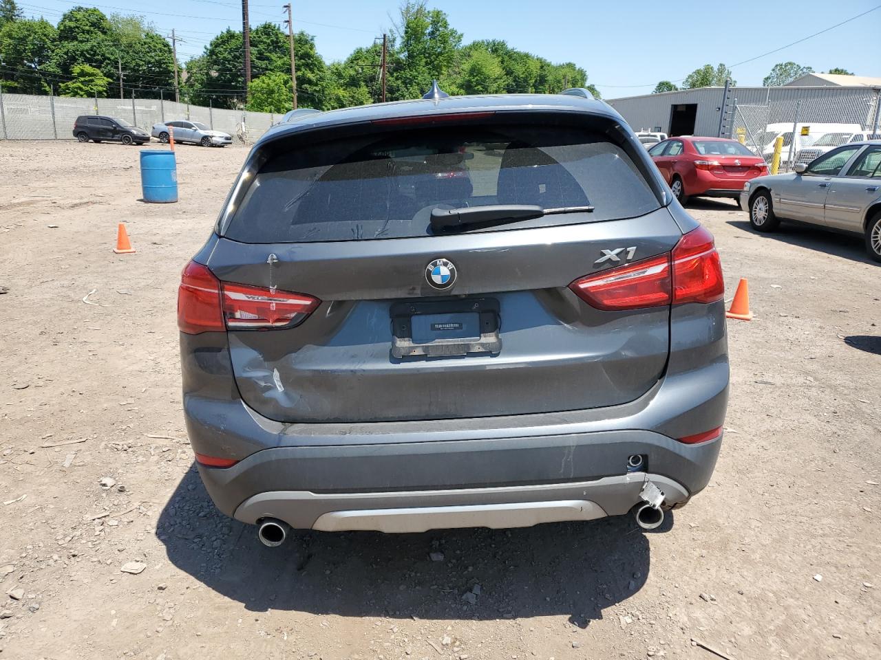 WBXHT3C31J5F91015 2018 BMW X1 xDrive28I