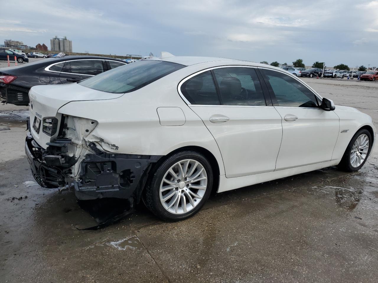 2014 BMW 528 Xi vin: WBA5A7C58ED615878