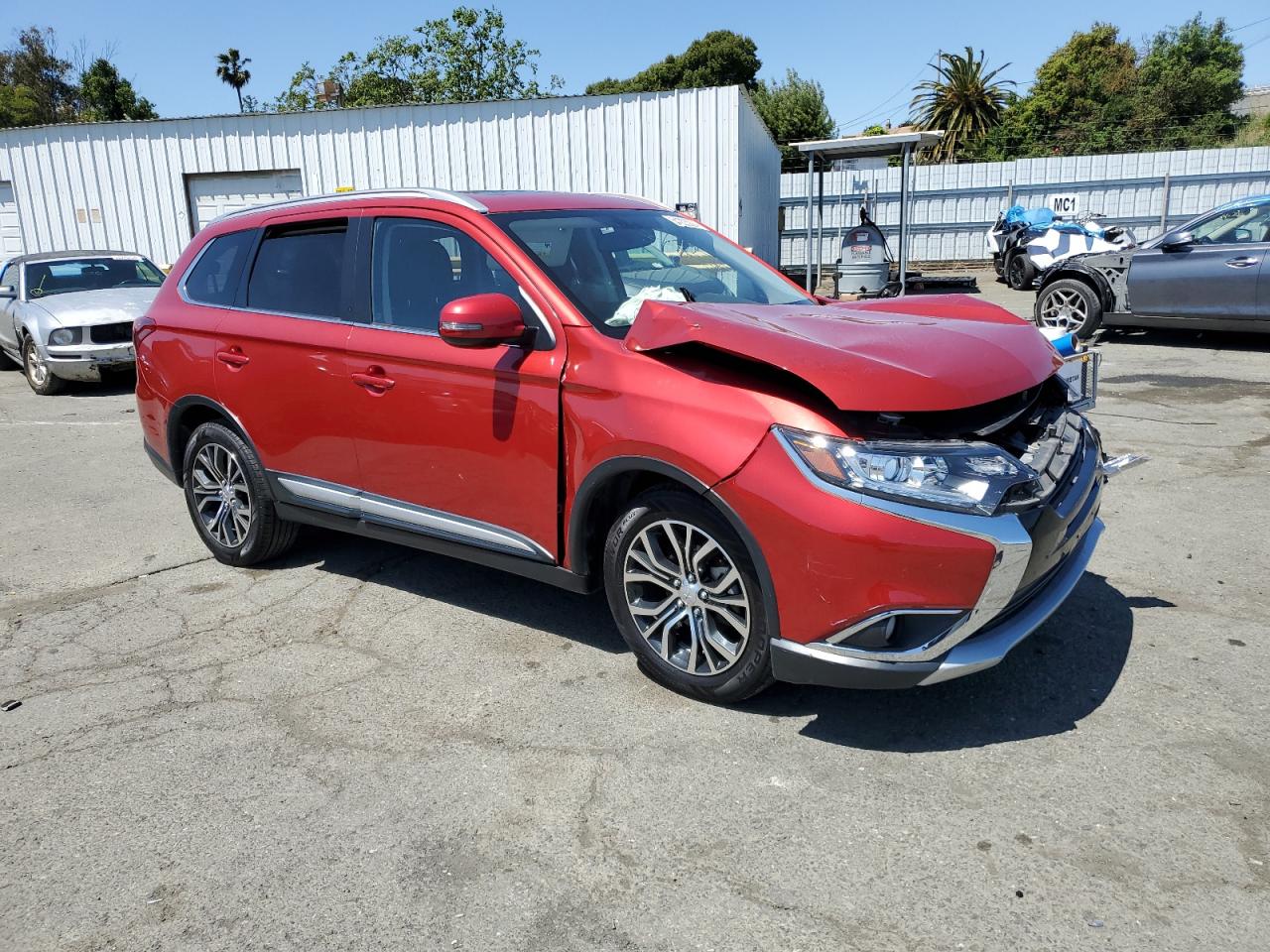 JA4AD3A32HZ004586 2017 Mitsubishi Outlander Se