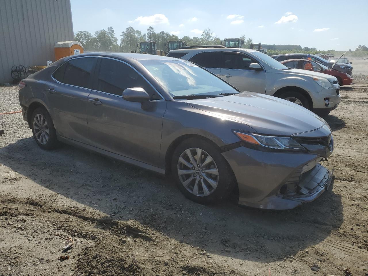 2018 Toyota Camry L vin: 4T1B11HK2JU647751