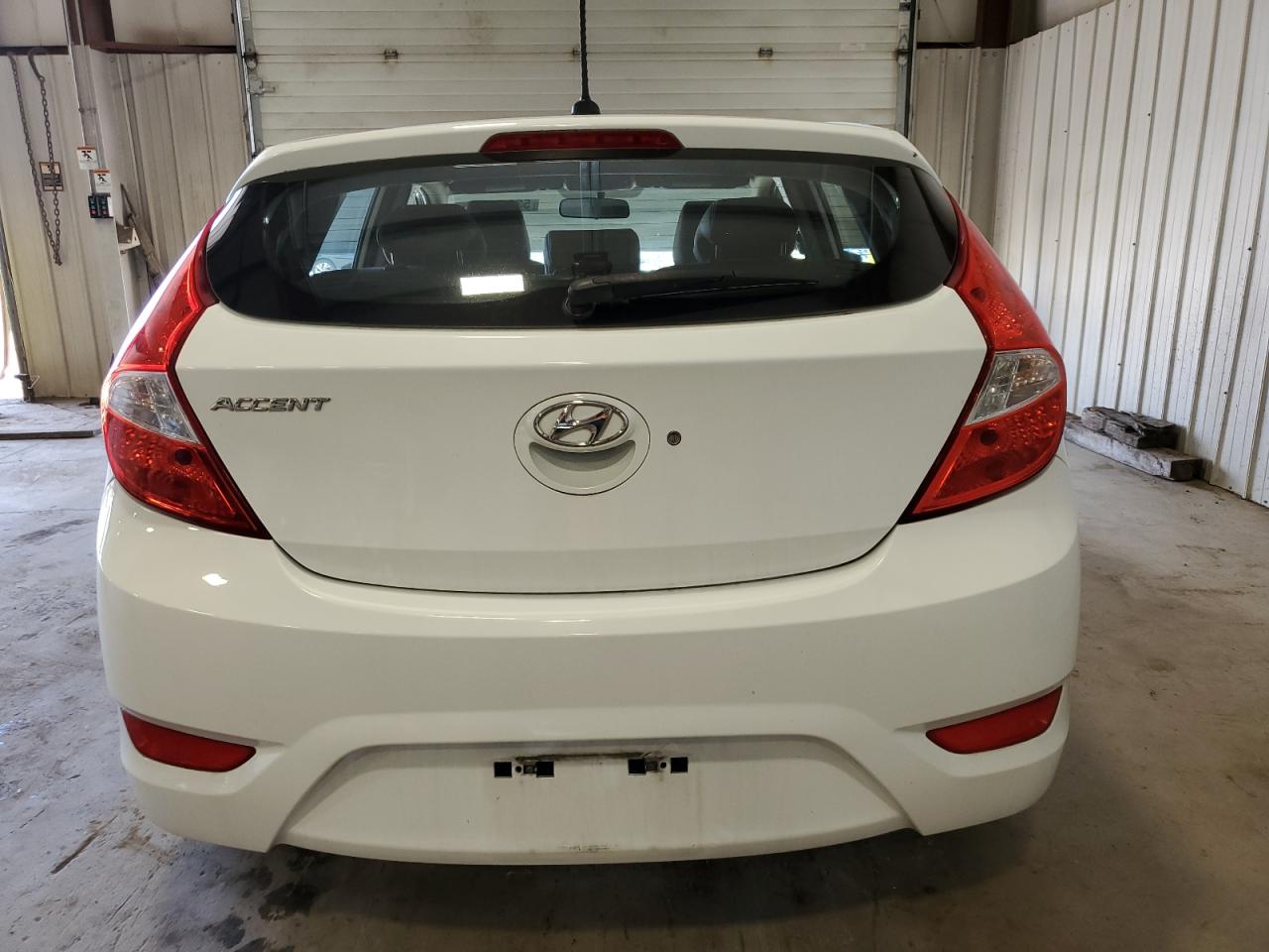 KMHCT5AE7HU307600 2017 Hyundai Accent Se