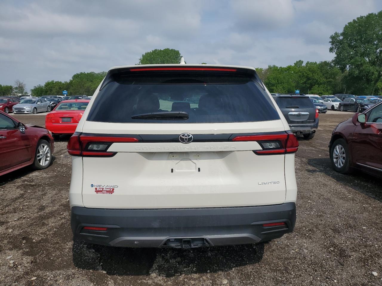 5TDACAB5XRS019000 2024 Toyota Grand Highlander Xle