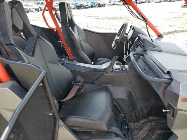 2018 CAN-AM COMMANDER - 3JBKCAX24JJ000468