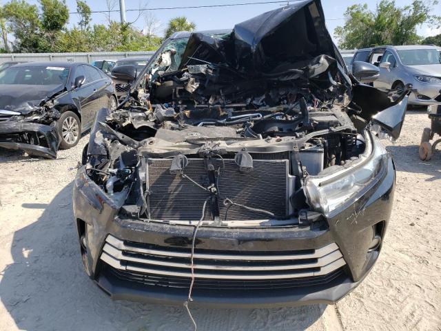 VIN 5TDKZRFH9JS533026 2018 Toyota Highlander, SE no.5