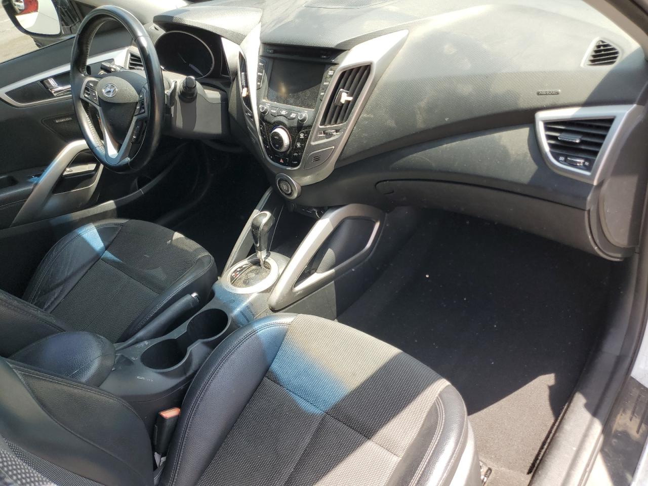 KMHTC6AD5FU231224 2015 Hyundai Veloster