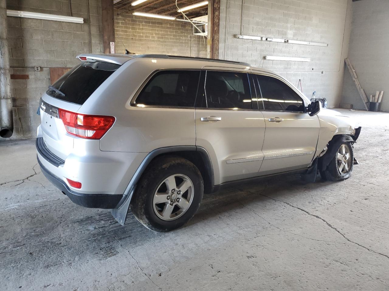 1C4RJFAG9CC203538 2012 Jeep Grand Cherokee Laredo