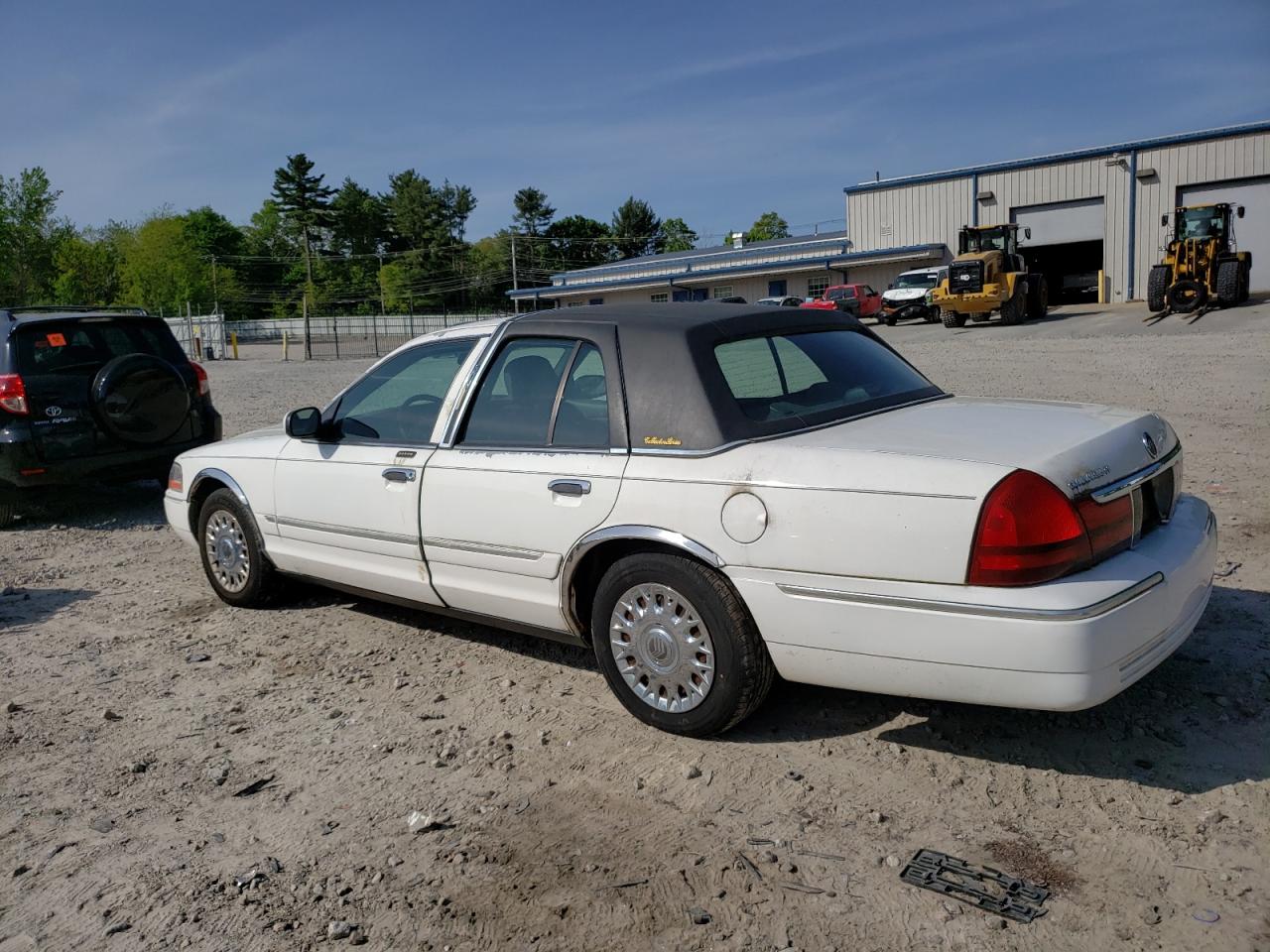 2MEFM74W14X624031 2004 Mercury Grand Marquis Gs