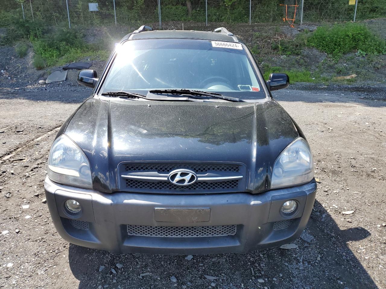 KM8JN72D45U093261 2005 Hyundai Tucson Gls