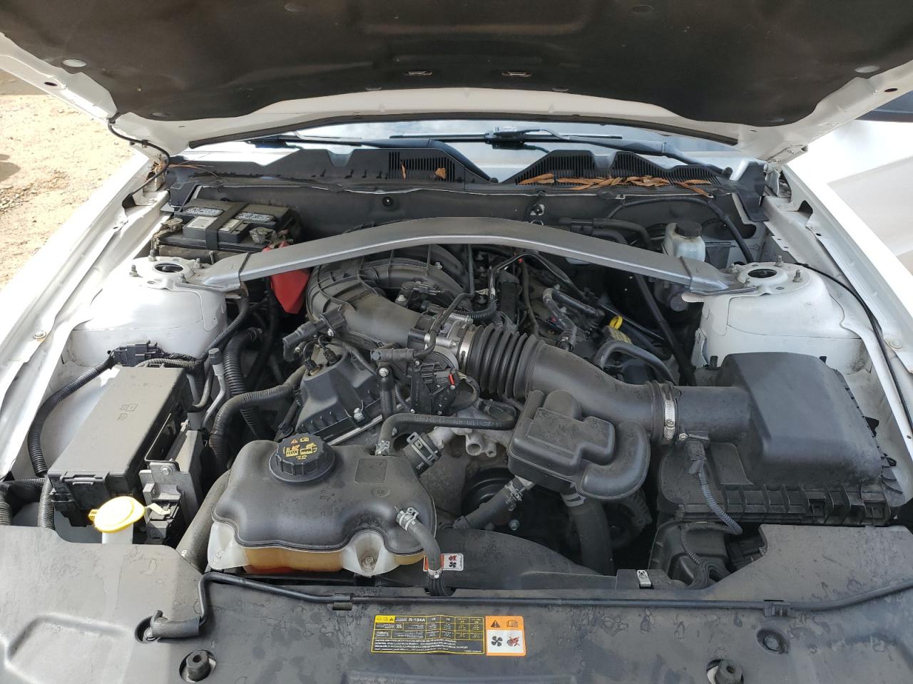 1ZVBP8EM8B5126673 2011 Ford Mustang