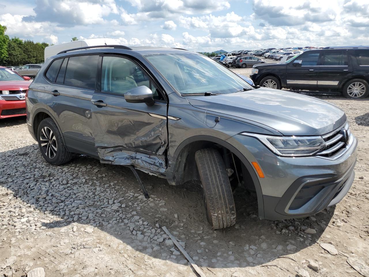 2022 Volkswagen Tiguan S vin: 3VV1B7AX0NM030124