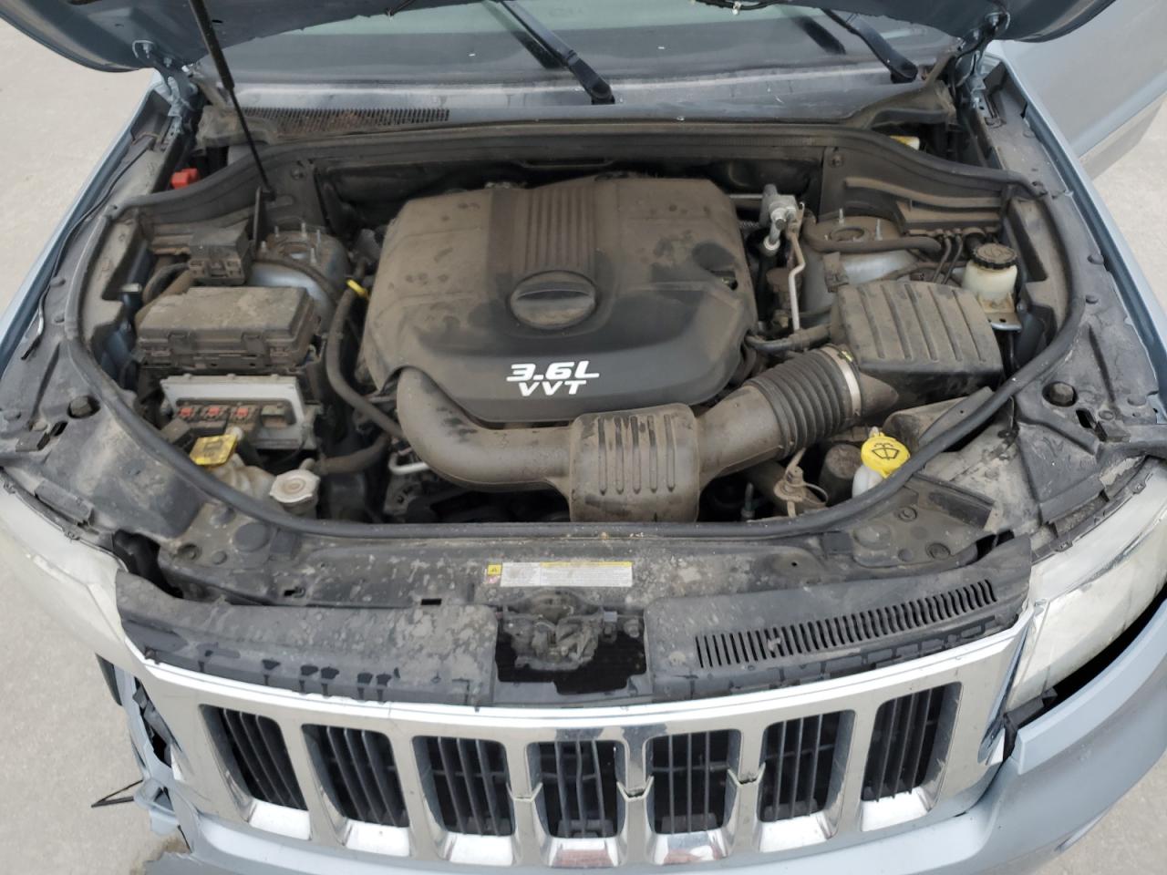 1C4RJEAG5DC589046 2013 Jeep Grand Cherokee Laredo