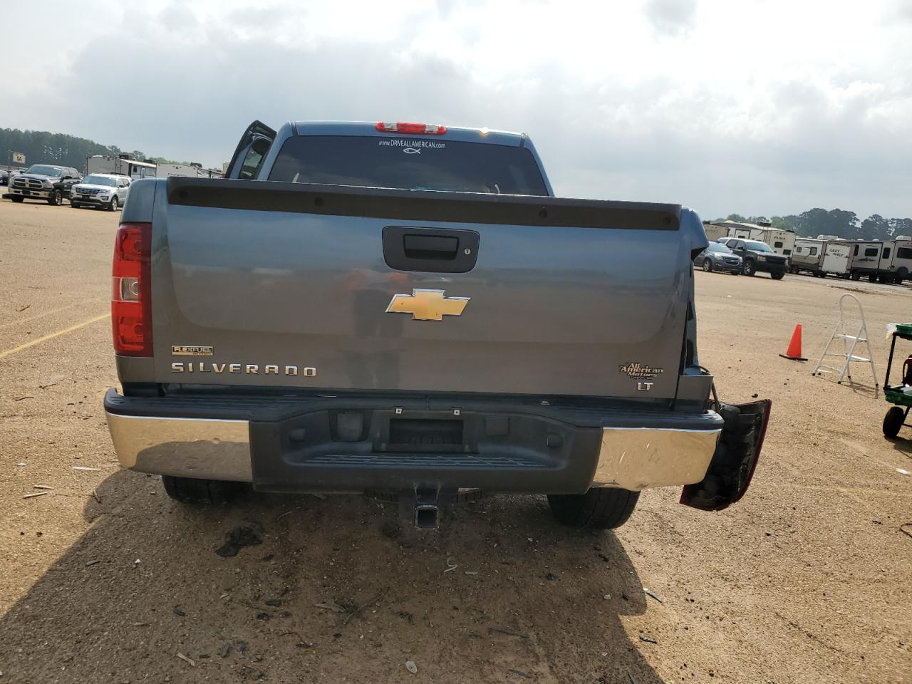 3GCPKSE39BG397665 2011 Chevrolet Silverado K1500 Lt