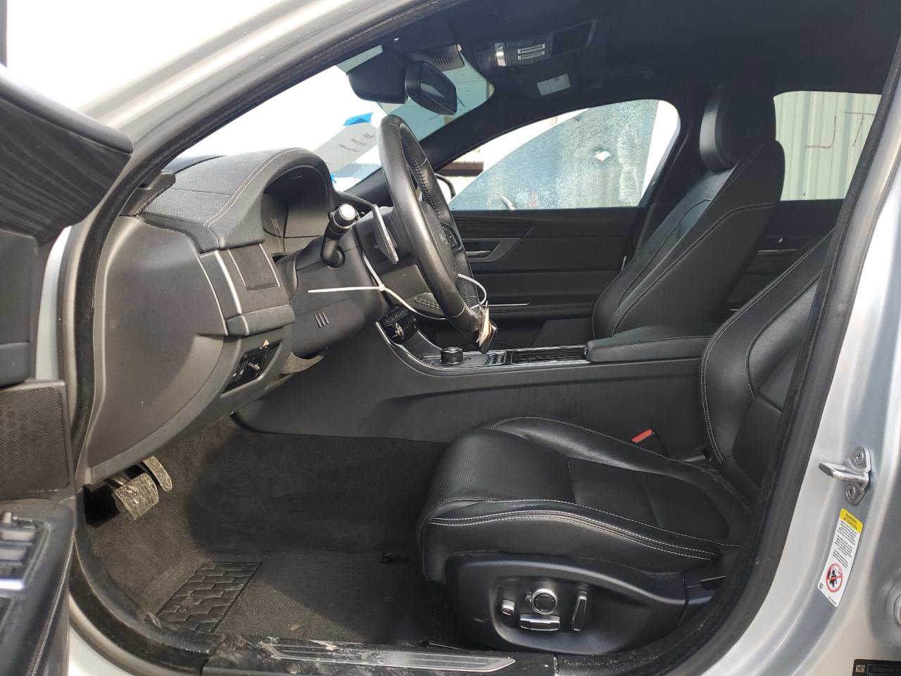 SAJBG4FV1JCY69111 2018 Jaguar Xf S