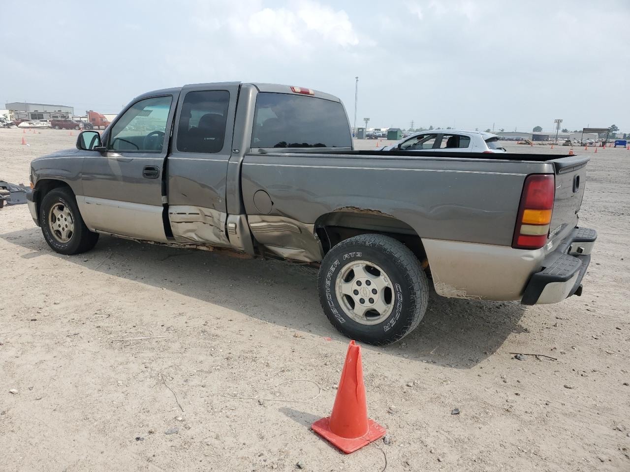 2GCEC19T9Y1387342 2000 Chevrolet Silverado C1500