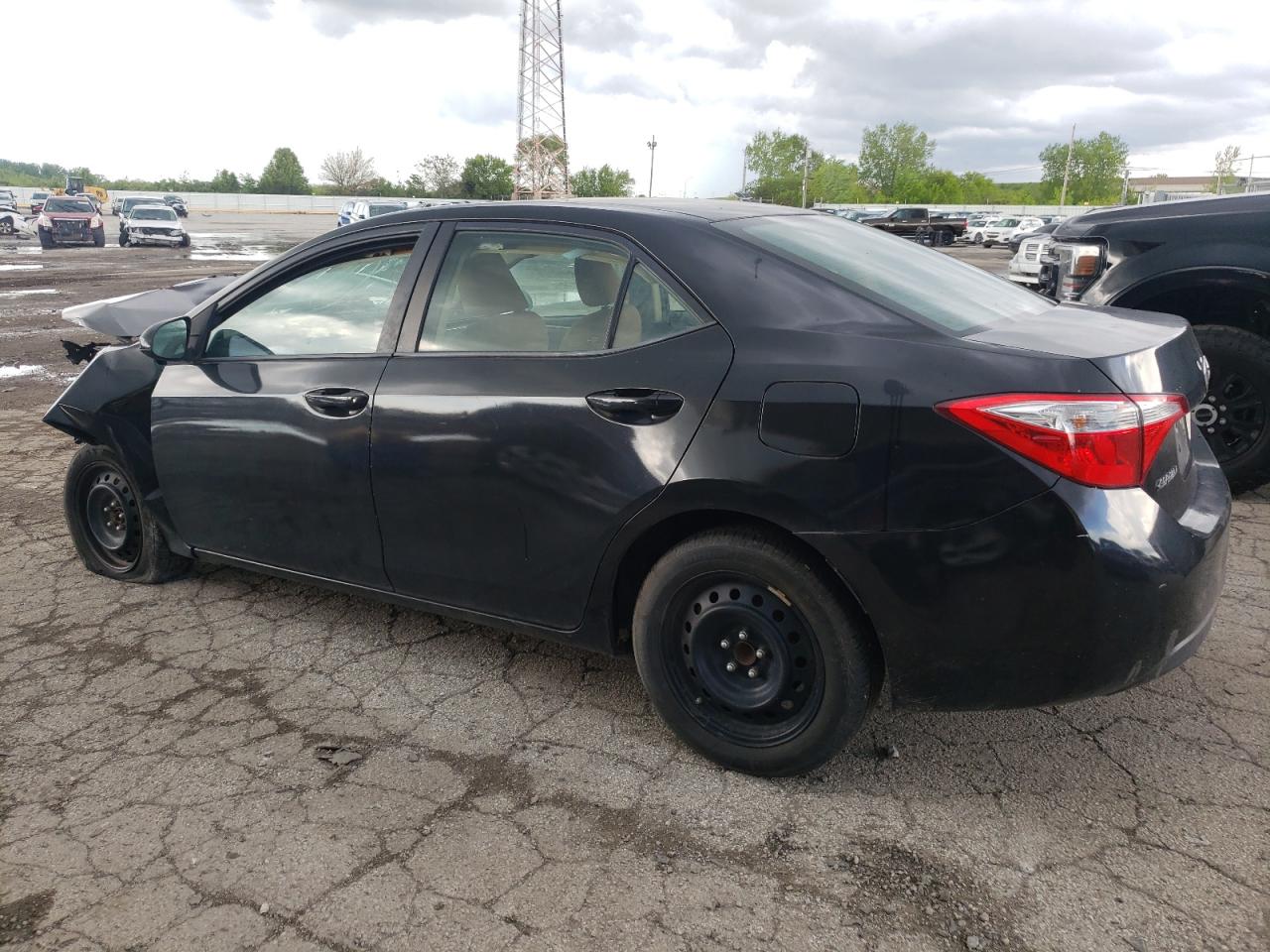 2015 Toyota Corolla L vin: 5YFBURHE1FP332898