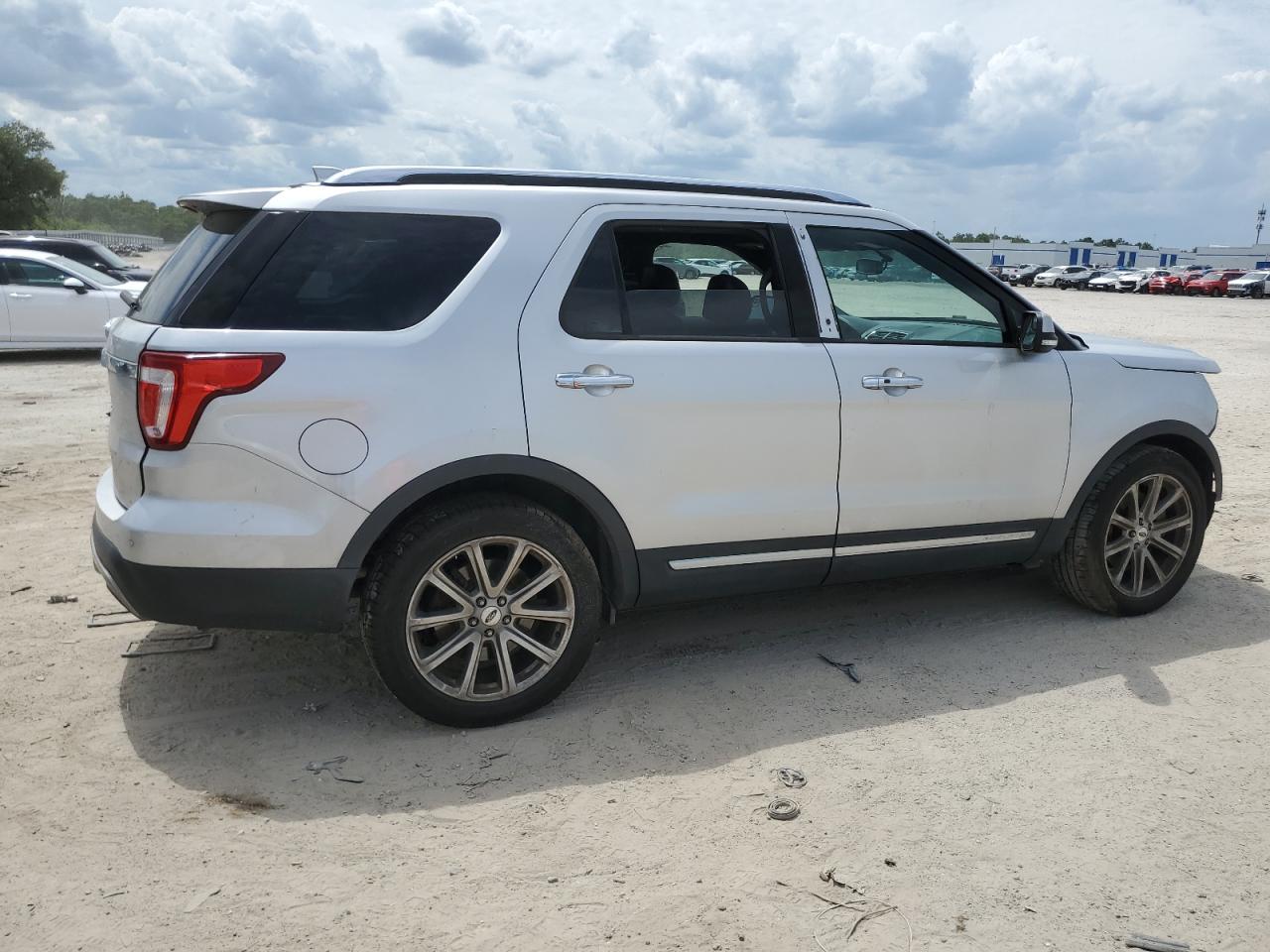 1FM5K7F88HGA34627 2017 Ford Explorer Limited