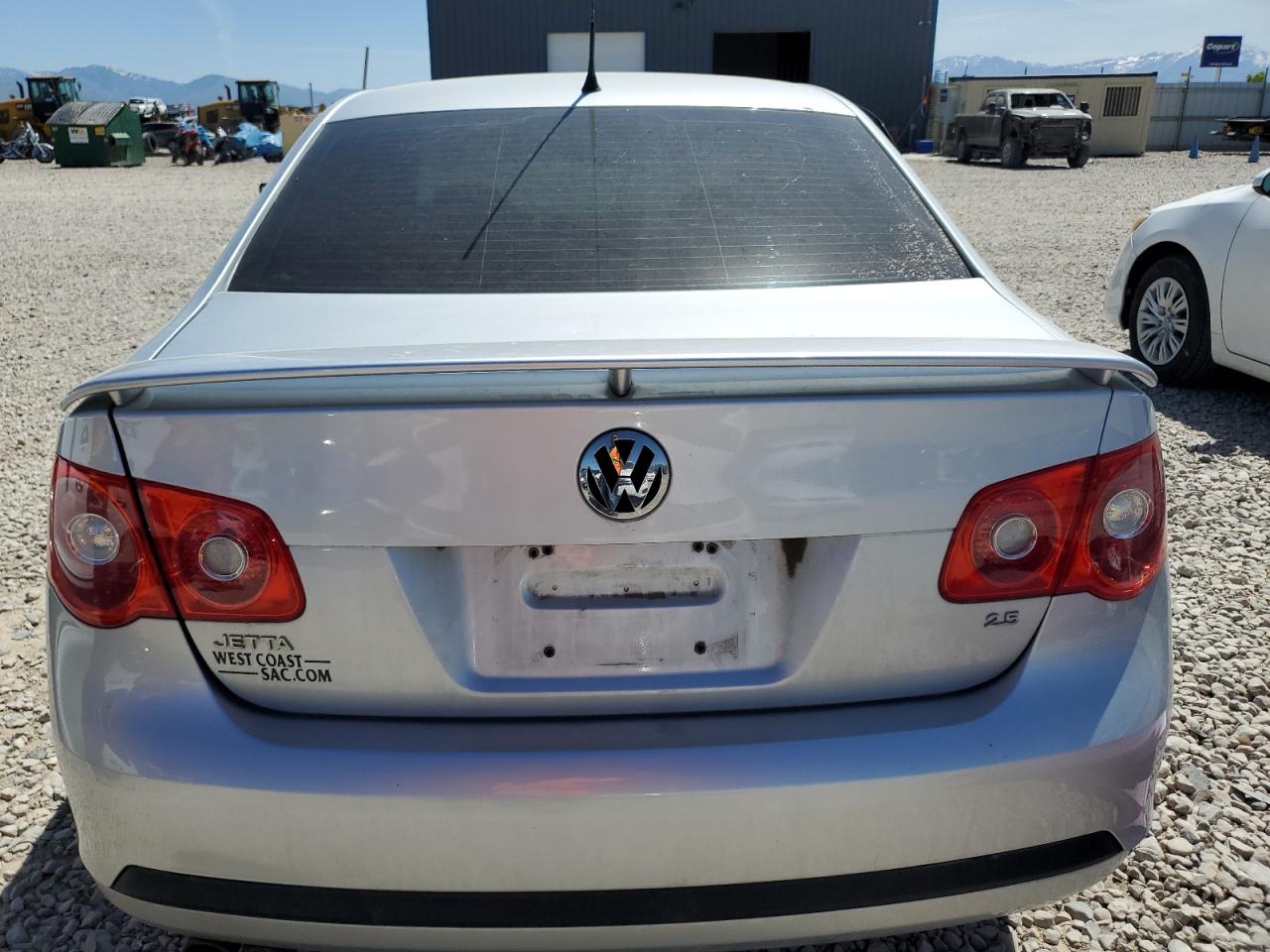 3VWEF71K07M137585 2007 Volkswagen Jetta Wolfsburg