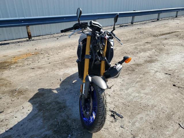 2014 YAMAHA FZ09 JYARN33E0EA000367
